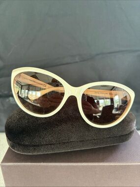 Tom Ford Cream Oval Frame Sunglasses with Dark Lenses